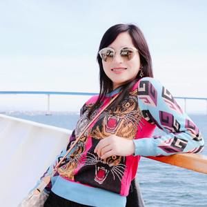 Meet your Posher, Suzanne